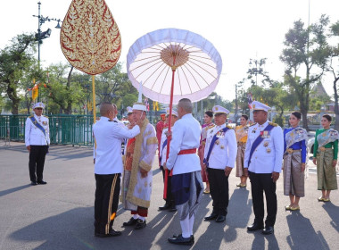 &quot;ในหลวง-พระราชินี&quot; เสด็จฯ พระราชพิธีพืชมงคลฯ 2567 พารามิเตอร์รูปภาพ 14