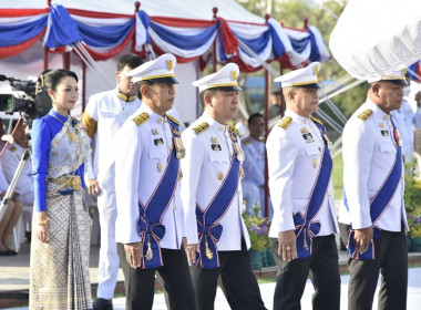 &quot;ในหลวง-พระราชินี&quot; เสด็จฯ พระราชพิธีพืชมงคลฯ 2567 พารามิเตอร์รูปภาพ 16