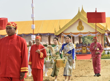 &quot;ในหลวง-พระราชินี&quot; เสด็จฯ พระราชพิธีพืชมงคลฯ 2567 พารามิเตอร์รูปภาพ 7