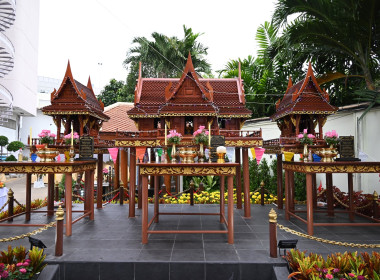 ร่วมพิธีบวงสรวงสิ่งศักดิ์สิทธิ์ประจำกรมฯ พารามิเตอร์รูปภาพ 12