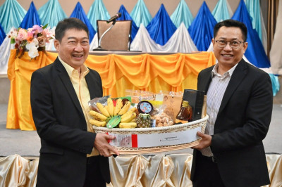 ผอ. สทส. ร่วมงาน สัมมนาสหกรณ์เข้มแข็งฯ ภาคเหนือ พารามิเตอร์รูปภาพ 1