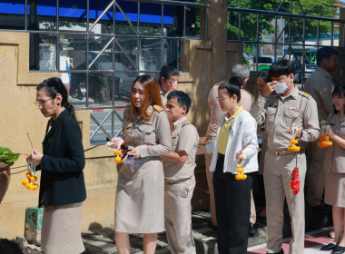 อธิบดี กสส. นำสักการะสิ่งศักดิ์สิทธิ์ พารามิเตอร์รูปภาพ 11