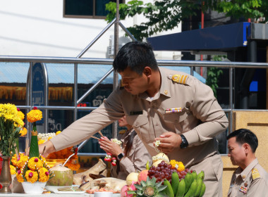 อธิบดี กสส. นำสักการะสิ่งศักดิ์สิทธิ์ พารามิเตอร์รูปภาพ 22
