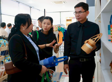 นำ จนท.กรมสหกรณ์เมียนมา เยี่ยมชม COOP SHOP พารามิเตอร์รูปภาพ 27