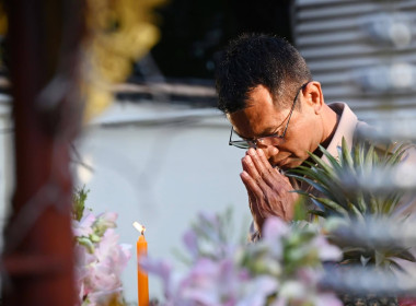 รองอธิบดีฯ มนัส เทพรักษ์ สักการะสิ่งศักดิ์สิทธิ์ พารามิเตอร์รูปภาพ 2