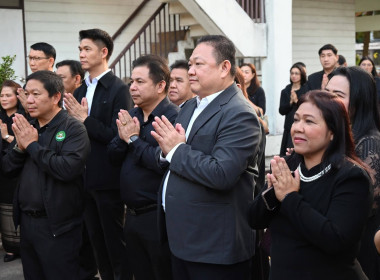 รองอธิบดีฯ มนัส เทพรักษ์ สักการะสิ่งศักดิ์สิทธิ์ พารามิเตอร์รูปภาพ 7