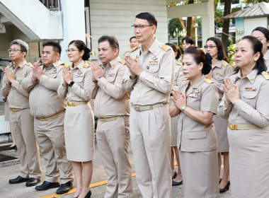 รองอธิบดีฯ สักการะสิ่งศักดิ์สิทธิ์ พารามิเตอร์รูปภาพ 5