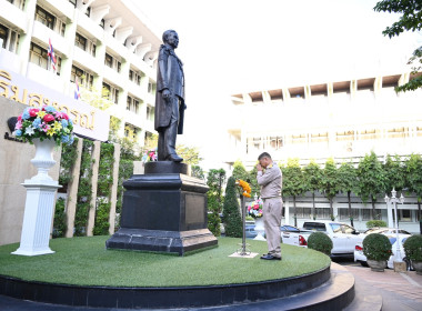 รองอธิบดีฯ สักการะสิ่งศักดิ์สิทธิ์ พารามิเตอร์รูปภาพ 31