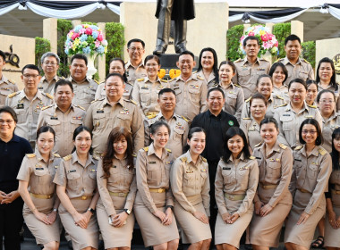 รองอธิบดีฯ สักการะสิ่งศักดิ์สิทธิ์ พารามิเตอร์รูปภาพ 34