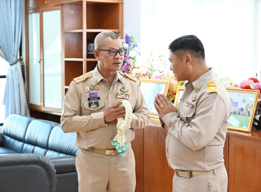 รองอธิบดีฯ สักการะสิ่งศักดิ์สิทธิ์ พารามิเตอร์รูปภาพ 40