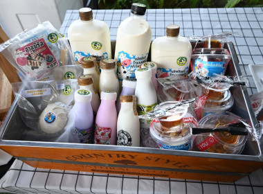 เยี่ยมชมการผลิตนมโคคุณภาพดี สหกรณ์โคนมฯ ไชยปราการ พารามิเตอร์รูปภาพ 61