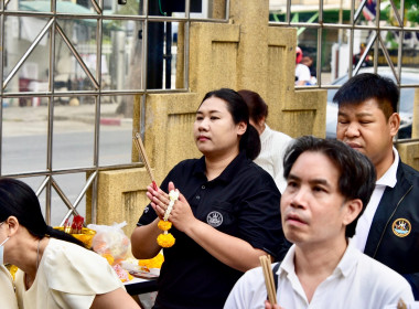 ผอ. สทส. นำบุคลากรสักการะสิ่งศักดิ์สิทธิ์ ... พารามิเตอร์รูปภาพ 21