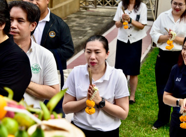 ผอ. สทส. นำบุคลากรสักการะสิ่งศักดิ์สิทธิ์ ... พารามิเตอร์รูปภาพ 22