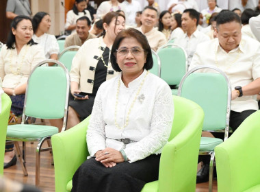 รดน้ำขอพร เนื่องในโอกาสวันขึ้นปีใหม่ไทย 2569 พารามิเตอร์รูปภาพ 10