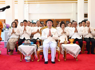 พิธีทอดผ้าป่ามหากุศลเพื่อการศึกษาสมทบทุนก่อสร้างอาคาร ... พารามิเตอร์รูปภาพ 3