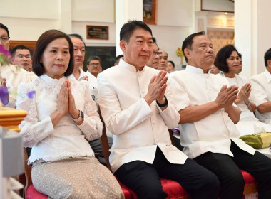 พิธีทอดผ้าป่ามหากุศลเพื่อการศึกษาสมทบทุนก่อสร้างอาคาร ... พารามิเตอร์รูปภาพ 18
