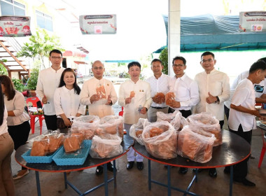 พิธีทอดผ้าป่ามหากุศลเพื่อการศึกษาสมทบทุนก่อสร้างอาคาร ... พารามิเตอร์รูปภาพ 51