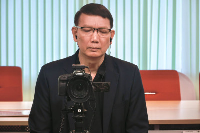 ผอ. สทส. ดูแลกระบวนการผลิตสื่อวีดิทัศน์ E-Learning พารามิเตอร์รูปภาพ 1