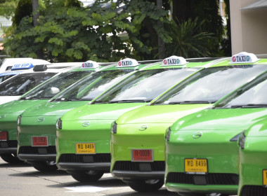 รมช. เกษตรฯ ปล่อยขบวนรถ Taxi EV ของสหกรณ์ พารามิเตอร์รูปภาพ 61