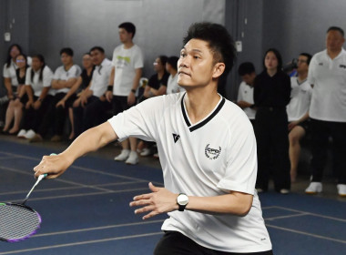 พิธีเปิดการแข่งขันกีฬาแบดมินตัน กสส. vs กตส. พารามิเตอร์รูปภาพ 21