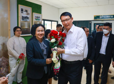 เกษียณเปี่ยมสุข ผูกพันรักใคร่ พารามิเตอร์รูปภาพ 11