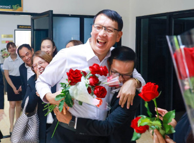 เกษียณเปี่ยมสุข ผูกพันรักใคร่ พารามิเตอร์รูปภาพ 31